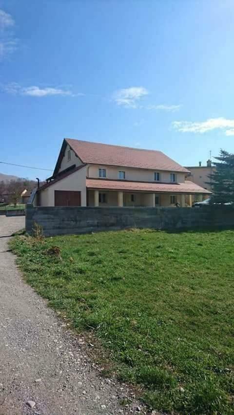 Gogo Location 1 Apartman Forest-Saint-Julien Kültér fotó